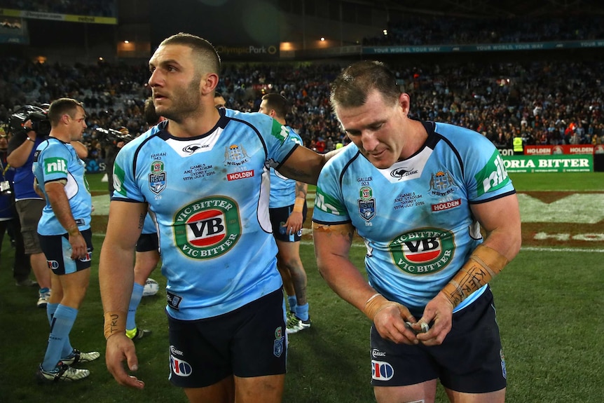 Robbie Farah and Paul Gallen commiserate after State Of Origin III