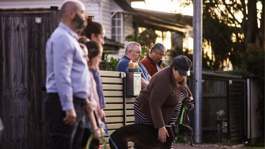 Should you stand in your driveway at dawn for Anzac Day this year?