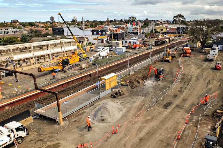 Level crossing works at Murrumbeena Station