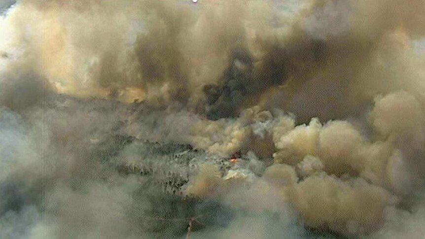 Bushfire burns near Castlereagh west of Sydney