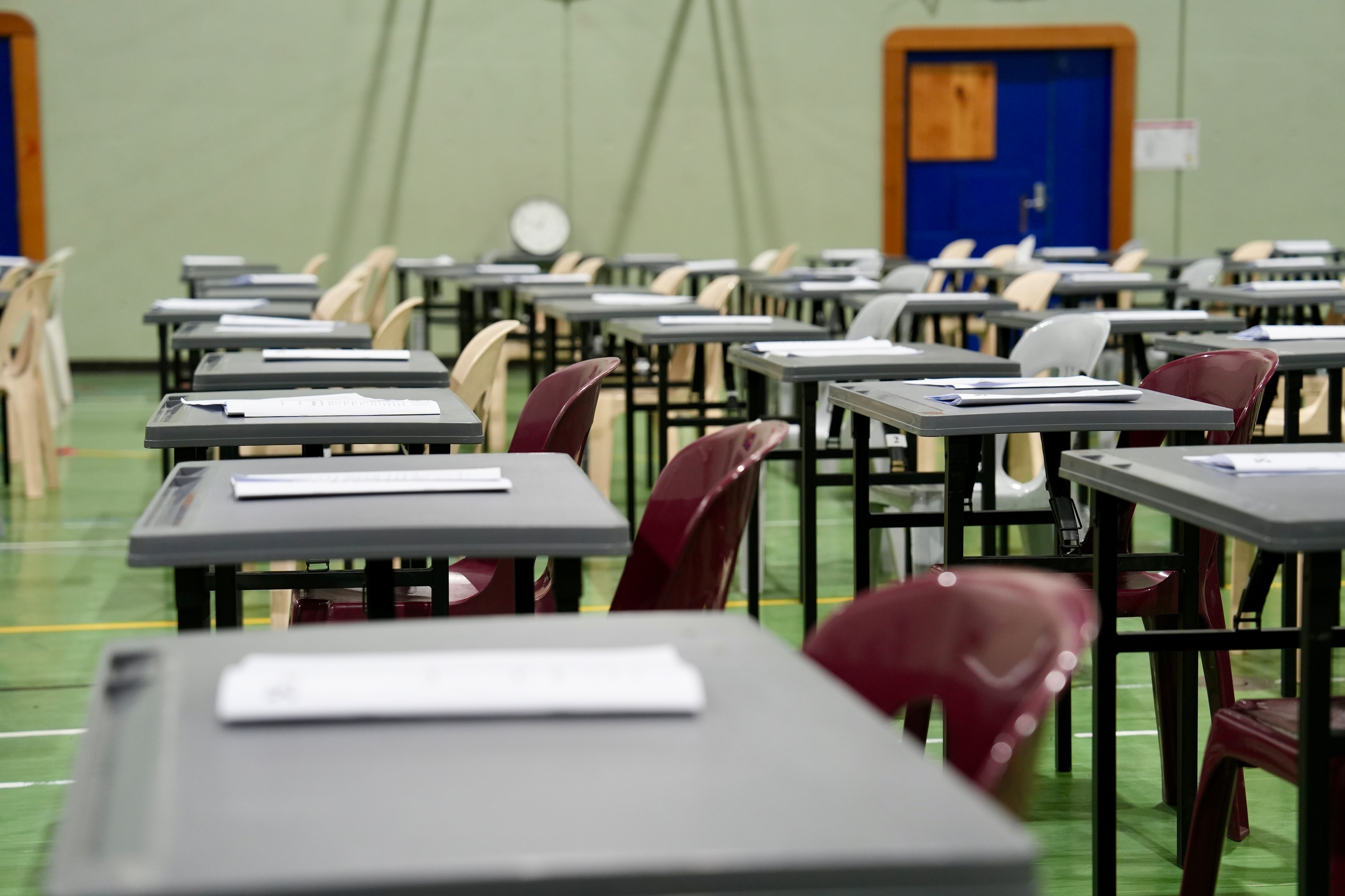 Victorian teachers reject pay offer as statewide strike looms