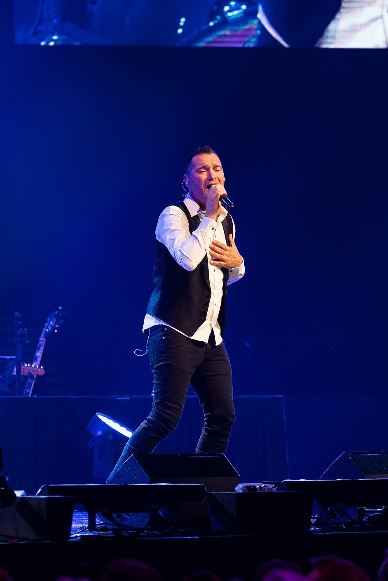 Adam Brand performs at the 209 Golden Guitars episode artwork