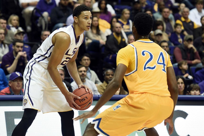 Ben Simmons playing for LSU against McNeese State