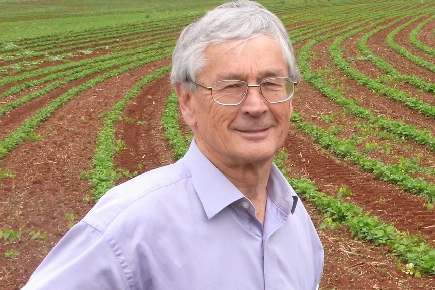 Dick Smith has made the Queen's Birthday Honours list for philanthropy.