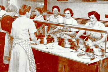 Women prepare food for the first Meals on Wheels Service at Sydney Town Hall