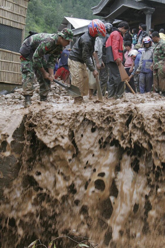 Over 120 feared dead in Indonesia landslides, floods - ABC News