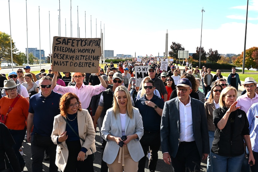 Amanda Rishworth, Jodie Haydon, Anthony Albanese and Katy Gallagher march in a rally in Canberra