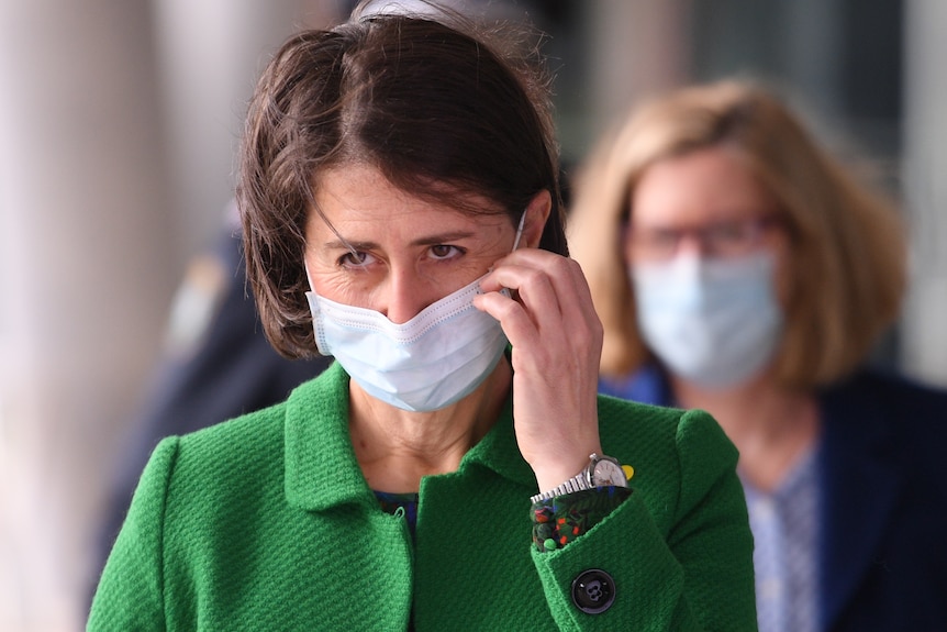 Gladys Berejiklian wearing a mask