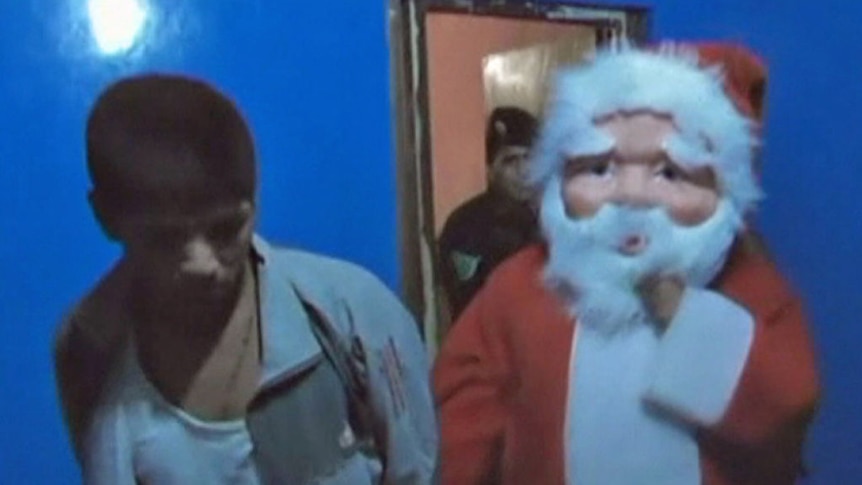 Peru drugs suspects get visit from Santa