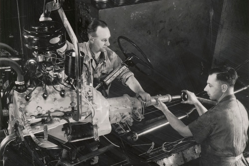 Factory workers at Ford Motor Company in Geelong, in 1951.