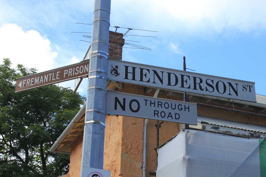 Henderson street sign
