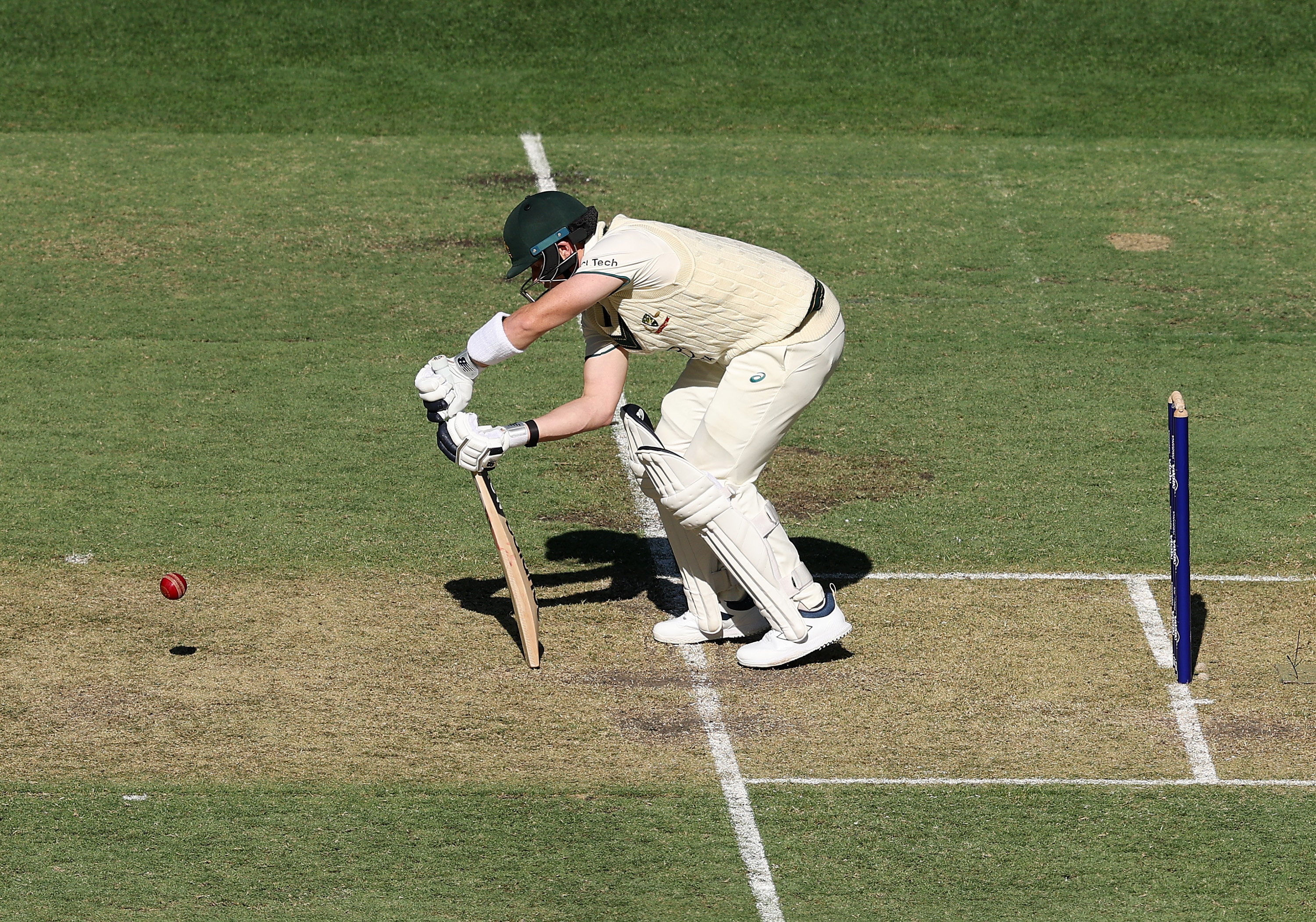 Australia collapses in Perth