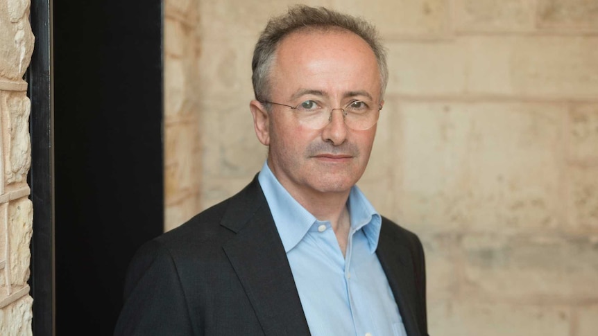 Andrew Denton launches a voluntary euthanasia campaign in Adelaide.