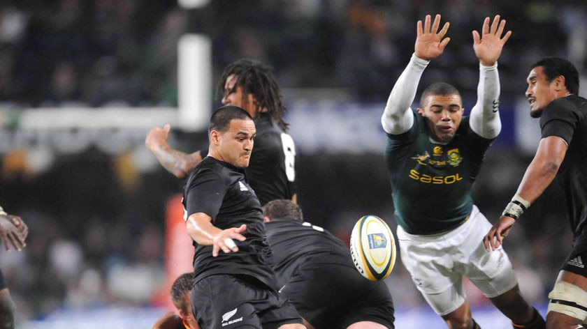 Piri Weepu (centre) is set to start at scrum half for the All Blacks against the Wallabies.