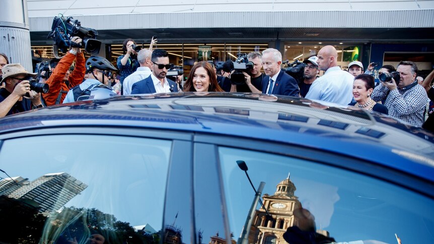 Mary arrives in Sydney