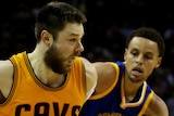 Dellavedova takes on the defence of Curry