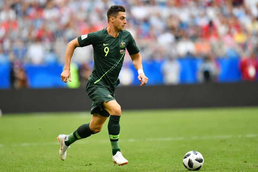 Tomi Juric on the ball for the Socceroos