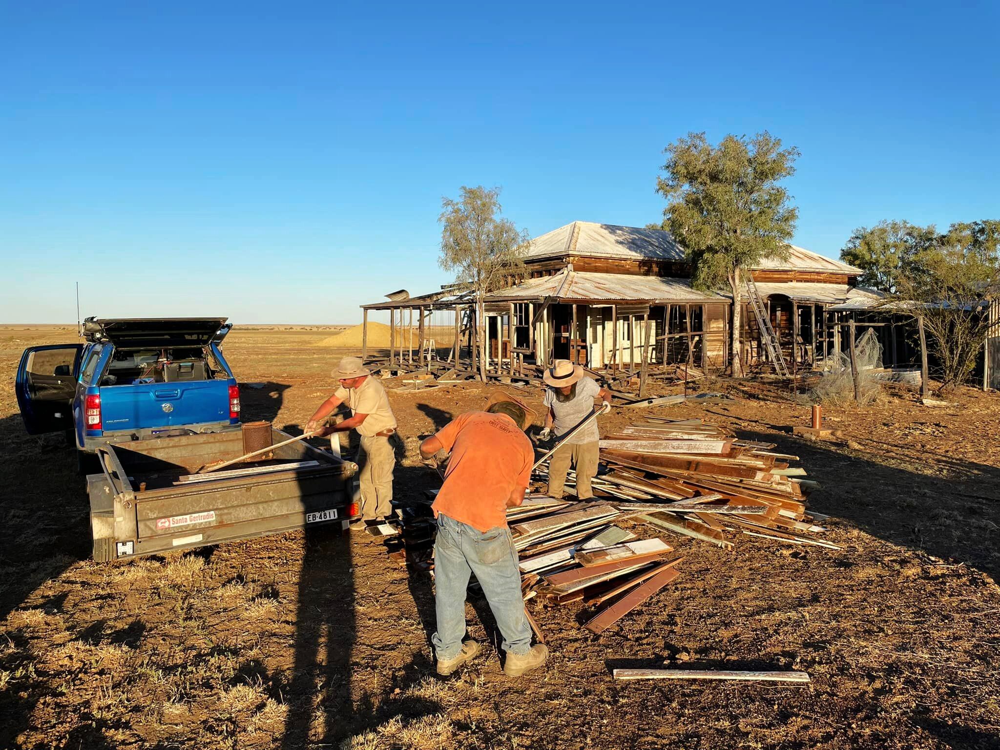 An old ramshackle wooden building in the outback