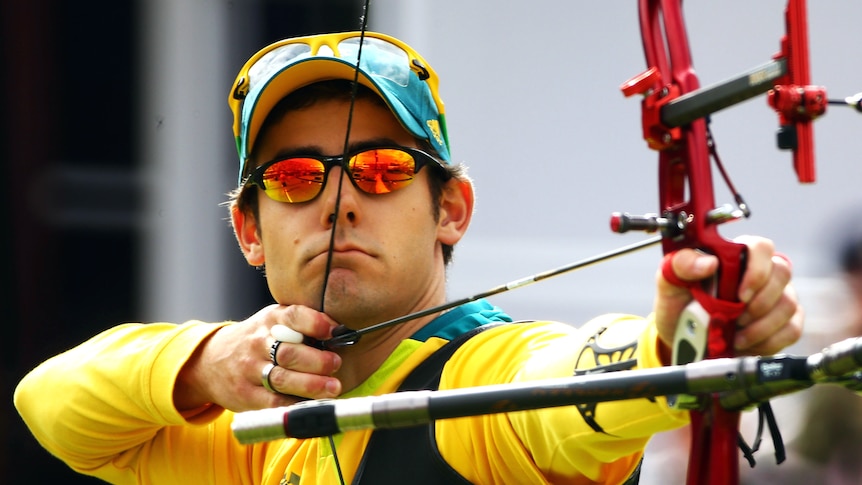 Taylor Worth goes through to archery quarter-finals