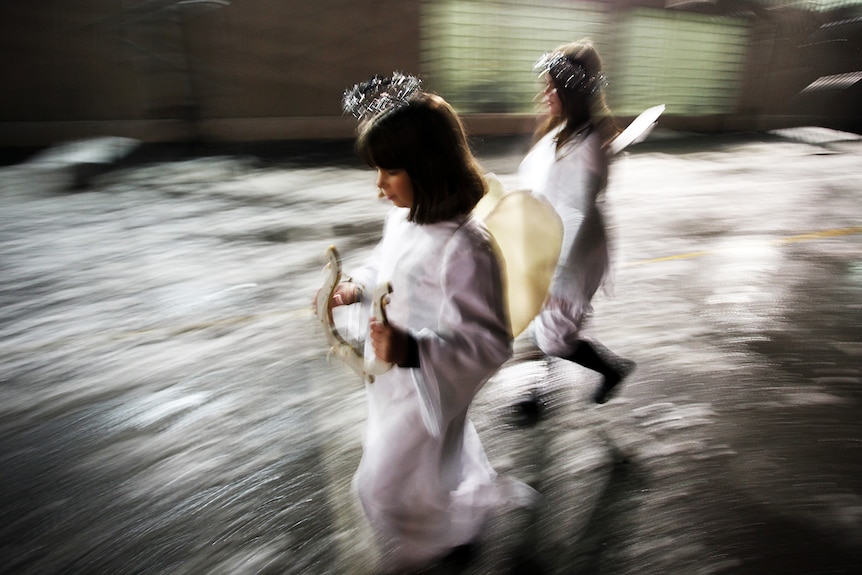 Children dress as angels in Sarajevo