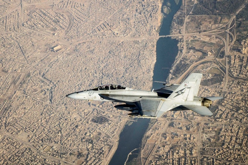 澳大利亚两架F/A-18F“超级大黄蜂”参与了此次行动。