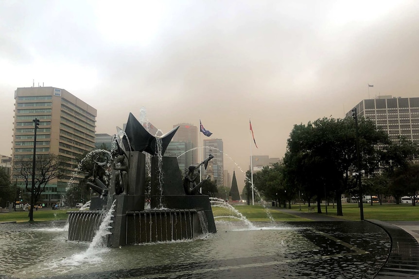 Smoke and dust over Adelaide during bushfires
