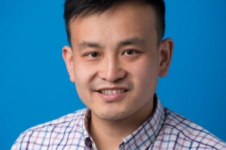 Michael Zhong - neurologist