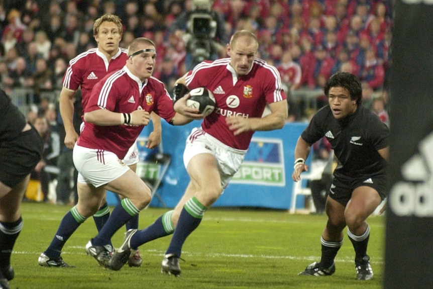 Gareth Thomas in action for the Lions