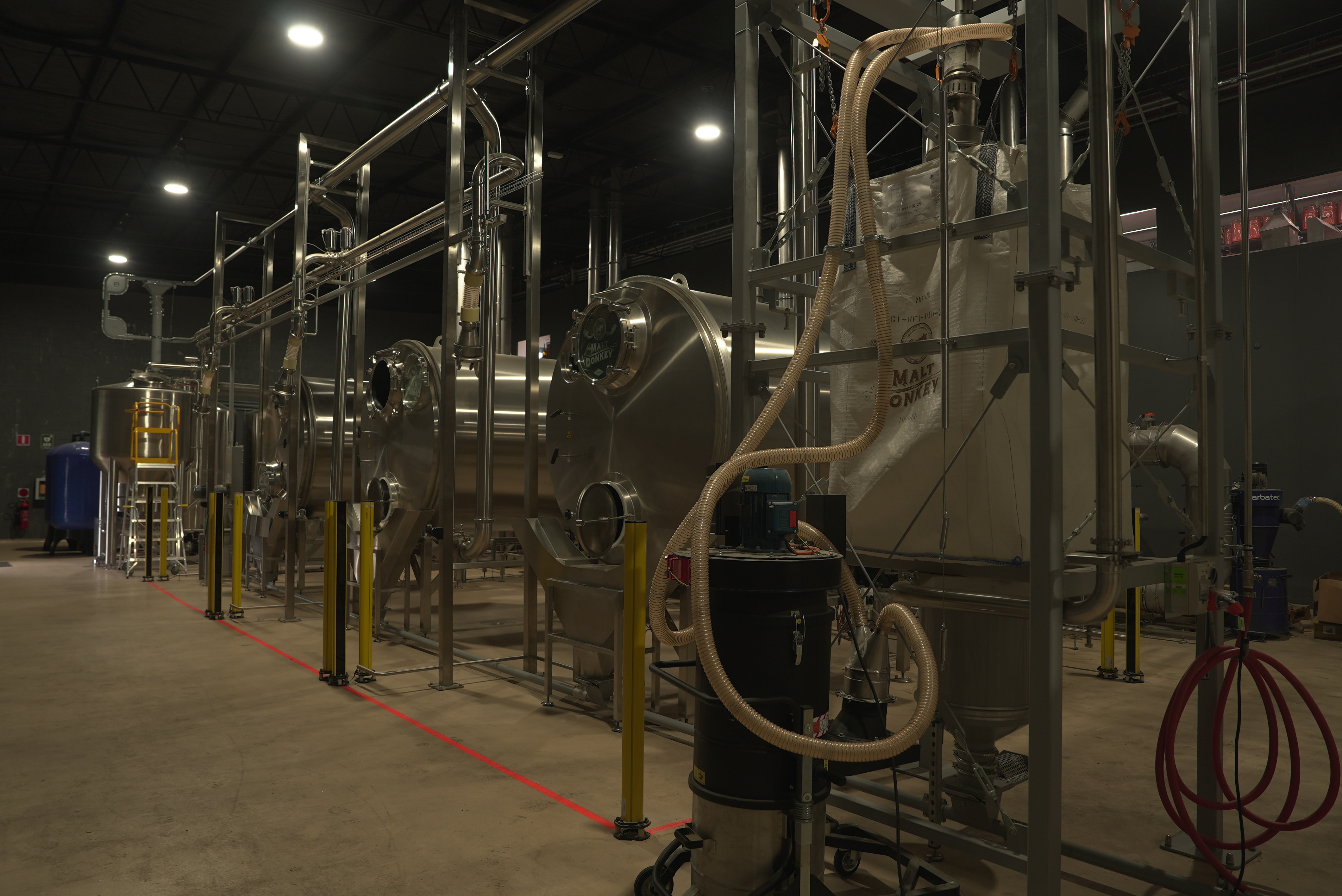 Distilling machinery
