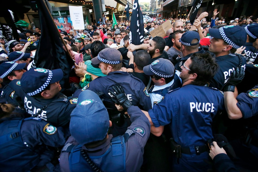 Police and protesters clash in Sydney streets