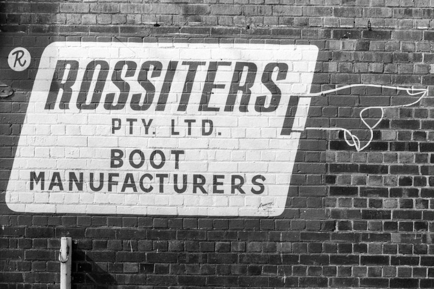 Rossiters sign