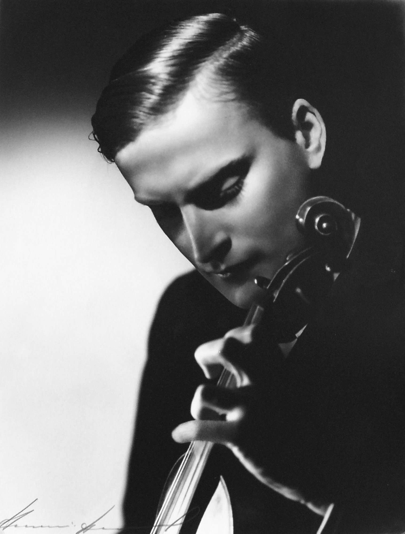 Violinist Yehudi Menuhin - ABC listen
