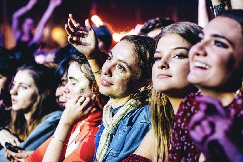 A crowd of women at the front of the barrier enjoying Splendour In the Grass 2017