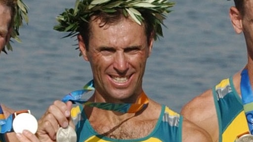 Le rameur olympique de Tasmanie Simon Burgess plaide coupable de violation d’une ordonnance relative à la violence familiale