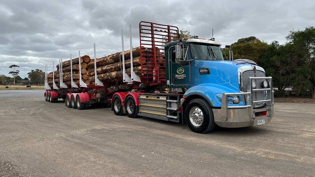 Australia's First Electric B-double Truck - ABC News