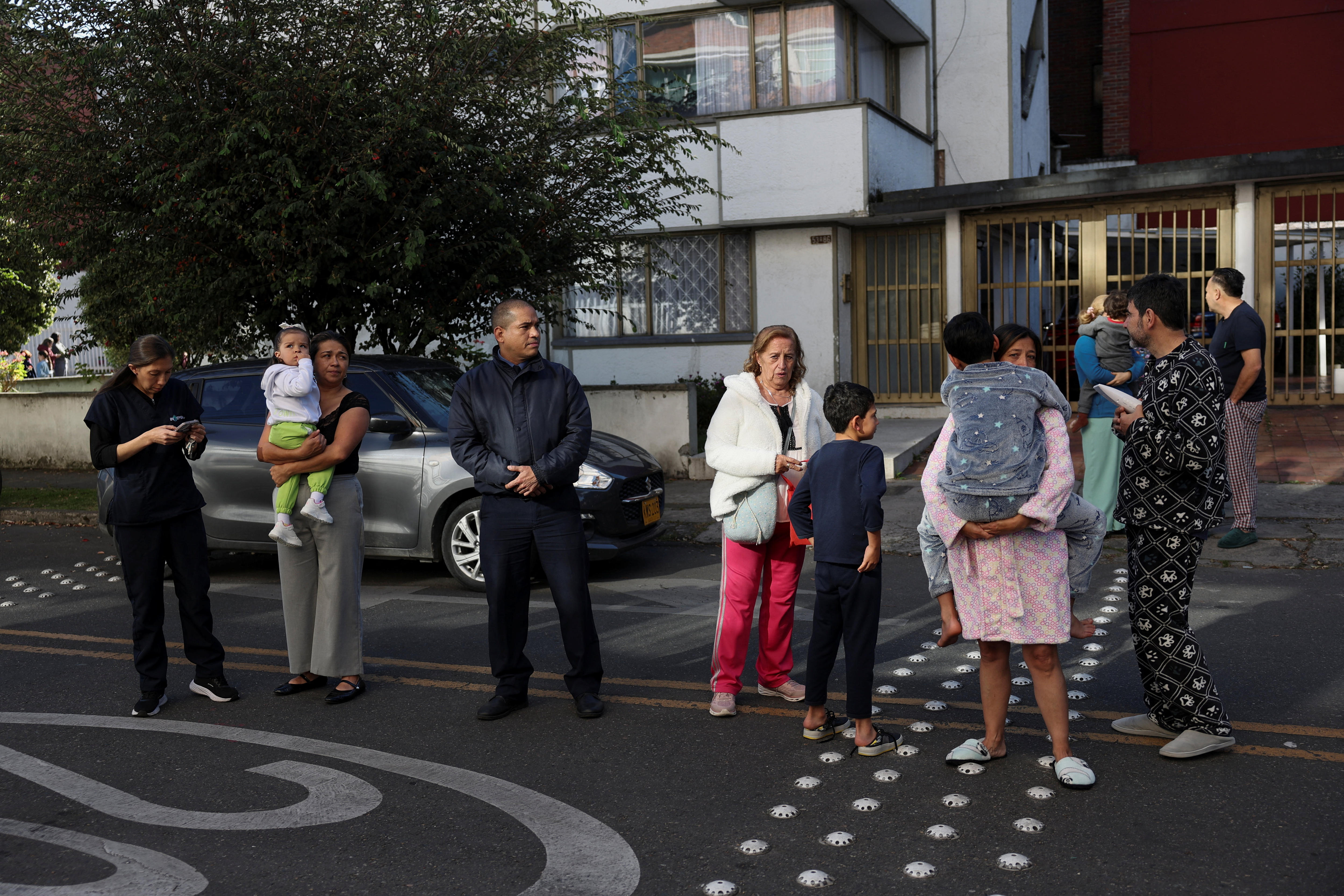 Colombia hit by 7.4-magnitude earthquake, with injuries and damage reported