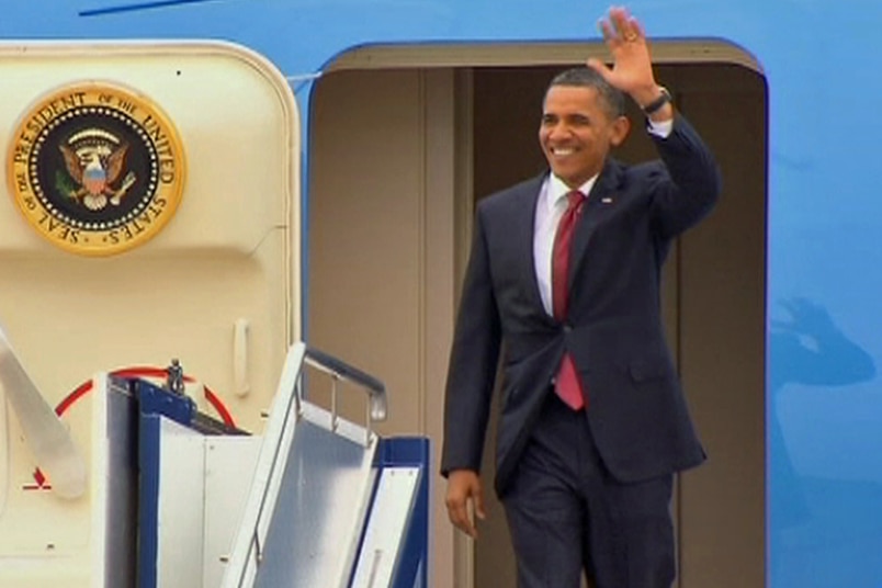 US president Barack Obama touches down at the Canberra RAAF base at the start of his whirlwind tour of Australia.