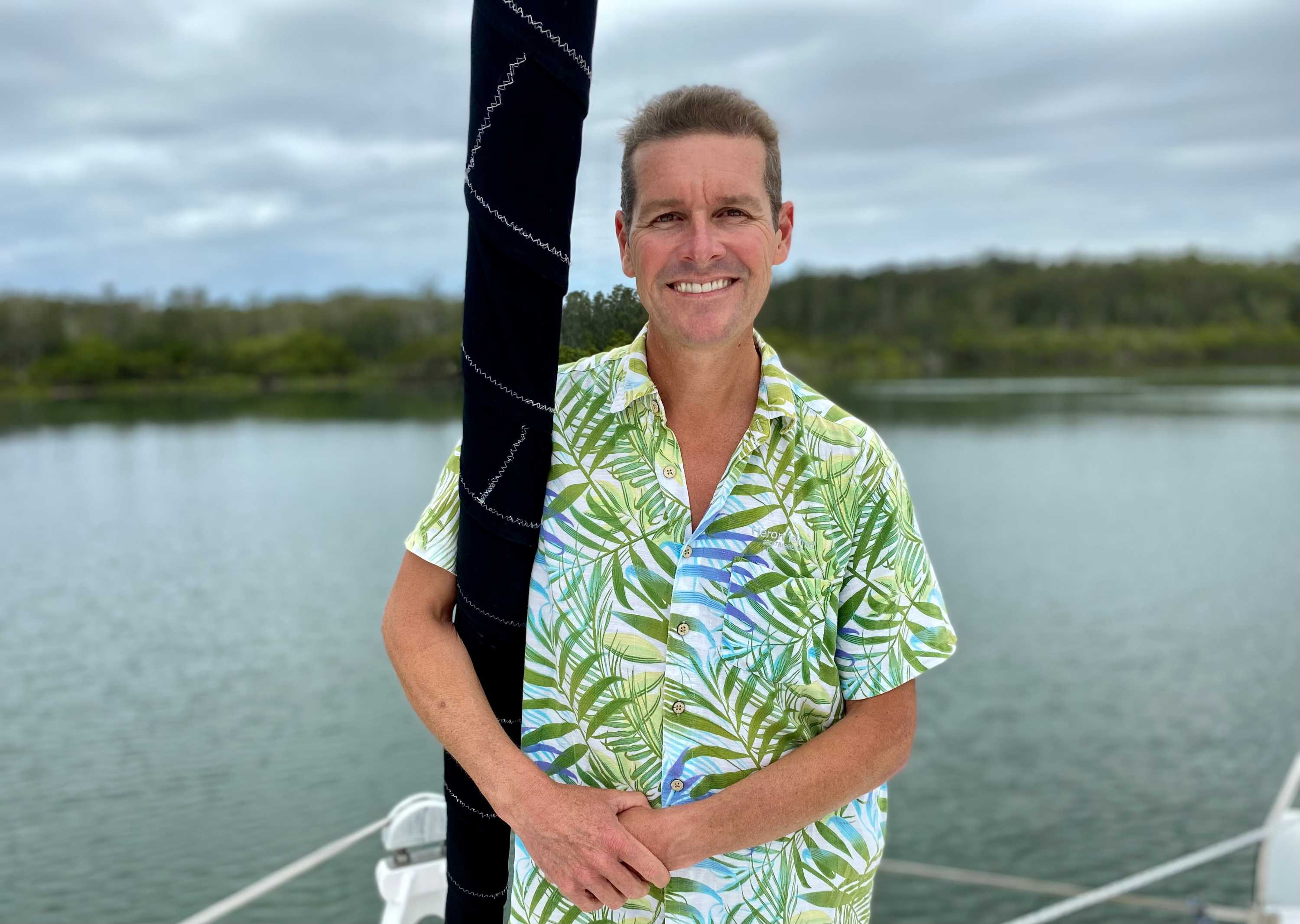 Hammo one-on-one, Episode 1: Former NBN Newsreader Paul Lobb - ABC listen