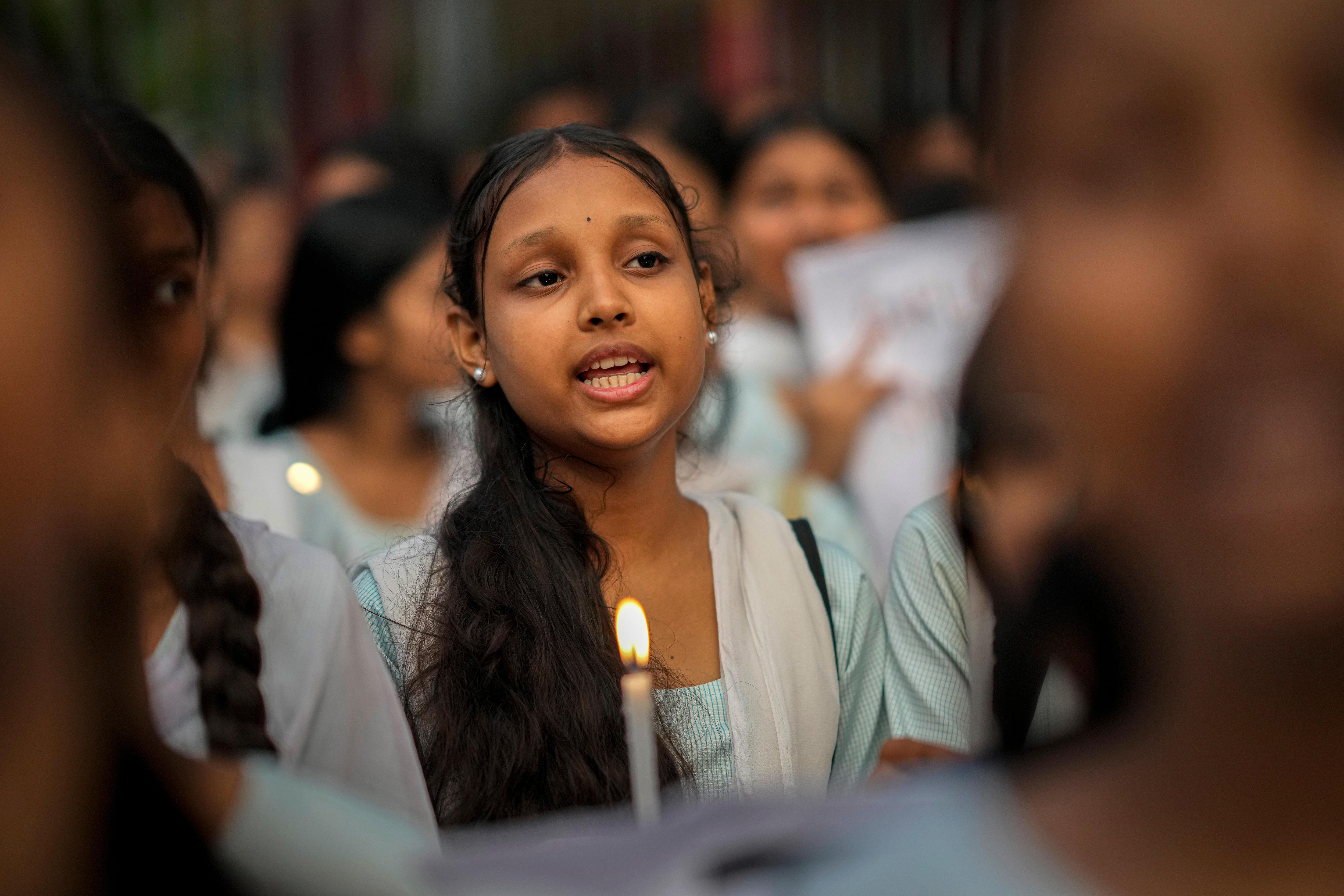 In India, an exhausted female doctor took a nap at work. What happened