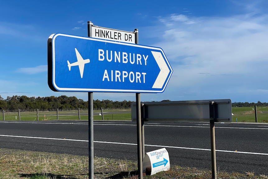 A sign pointing to the Bunbury Airport