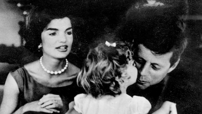 Jackie Kennedy with Caroline and JFK in 1959
