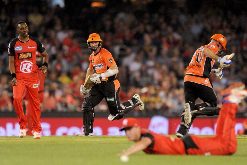 Michael Klinger bats against the Melbourne Renegades