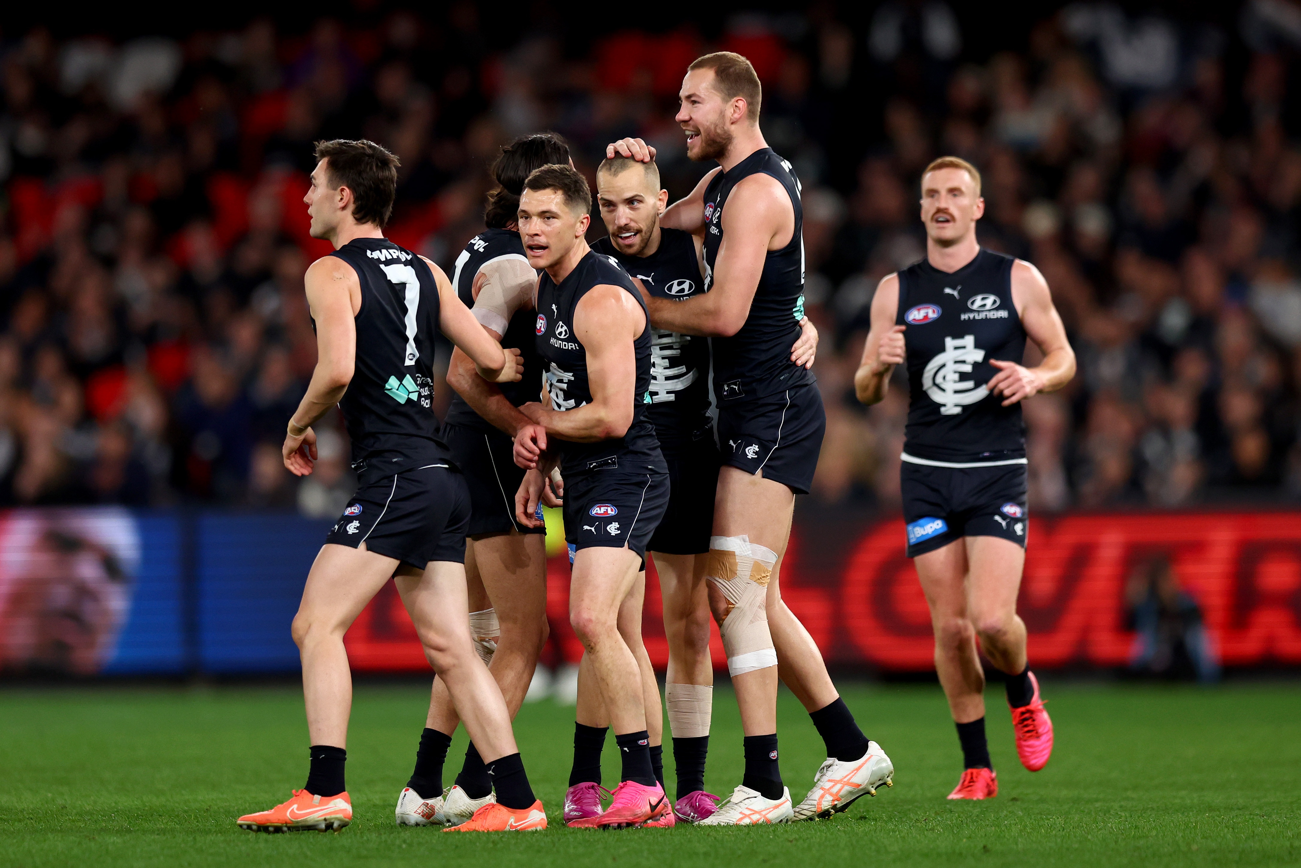 Live: Blues surge rocks Freo as former Swans assistant makes big culture call
