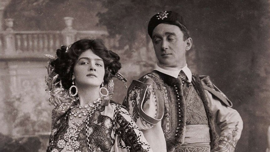 Lily Elsie and Joseph Coyne in a production of The Merry Widow, London 1907.