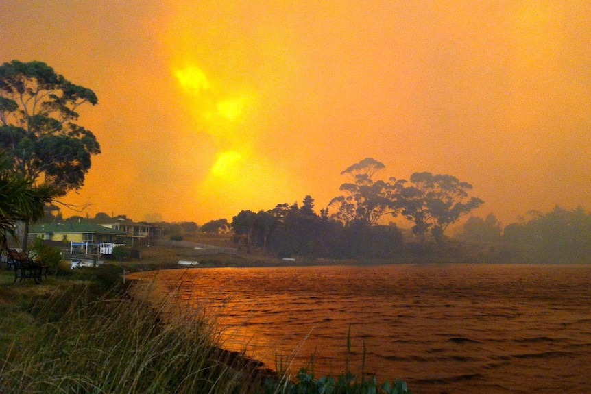 Primrose Sands bushfire