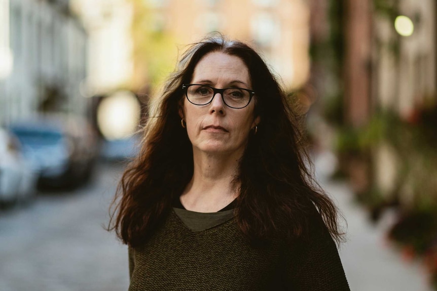 Speak author Laurie Halse Anderson talks to teens about sex and consent.  This is what they ask her - ABC News