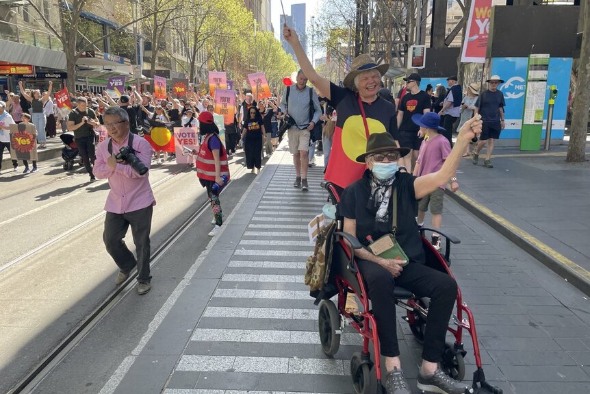 Melbourne Walk for Yes wheelchair