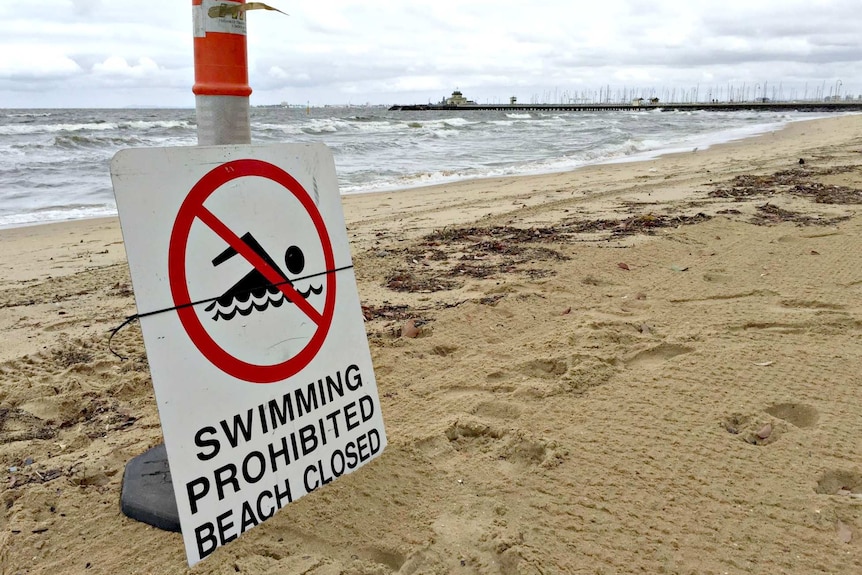 Swimming prohibited sign at Melbourne beach