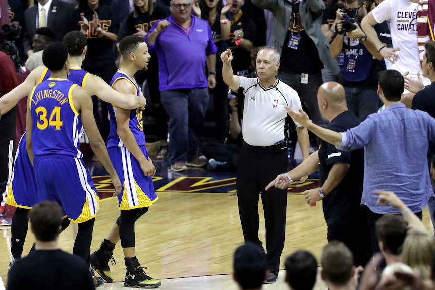 Stephen Curry is thrown out of NBA Finals game six