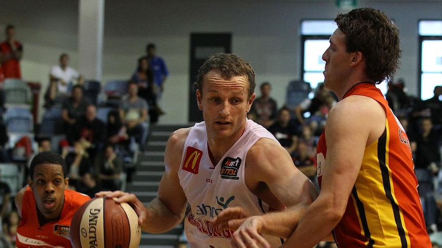 Saville played a key part in Wollongong's third-quarter revival.